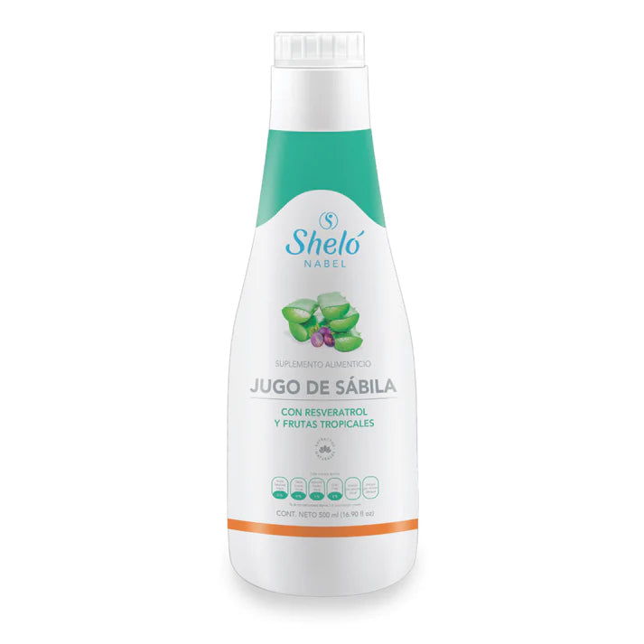 Aloe vera juice with resveratrol and tropical fruits